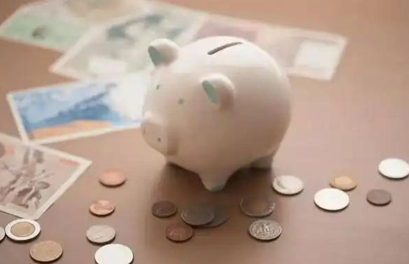 关于洋钱罐平台协商逾期和追回不合理费用的问题